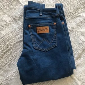 Wrangler Exaggerated Bootcut Jeans